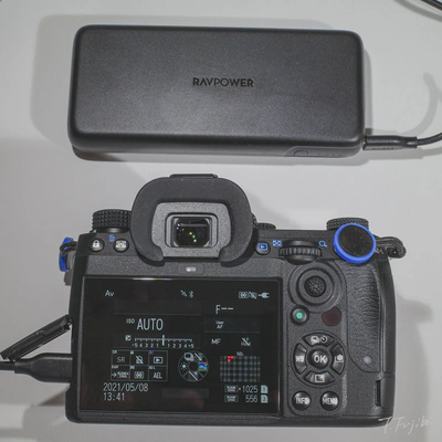 K-3 Mark IIIに給電できたRAVPowerモバイルバッテリー (RP-PB201)